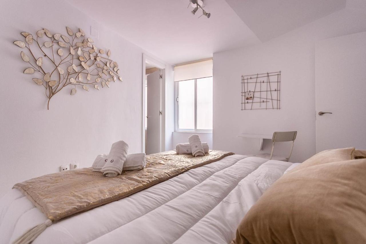 Goyeneta Luxury Suite Севилья Экстерьер фото